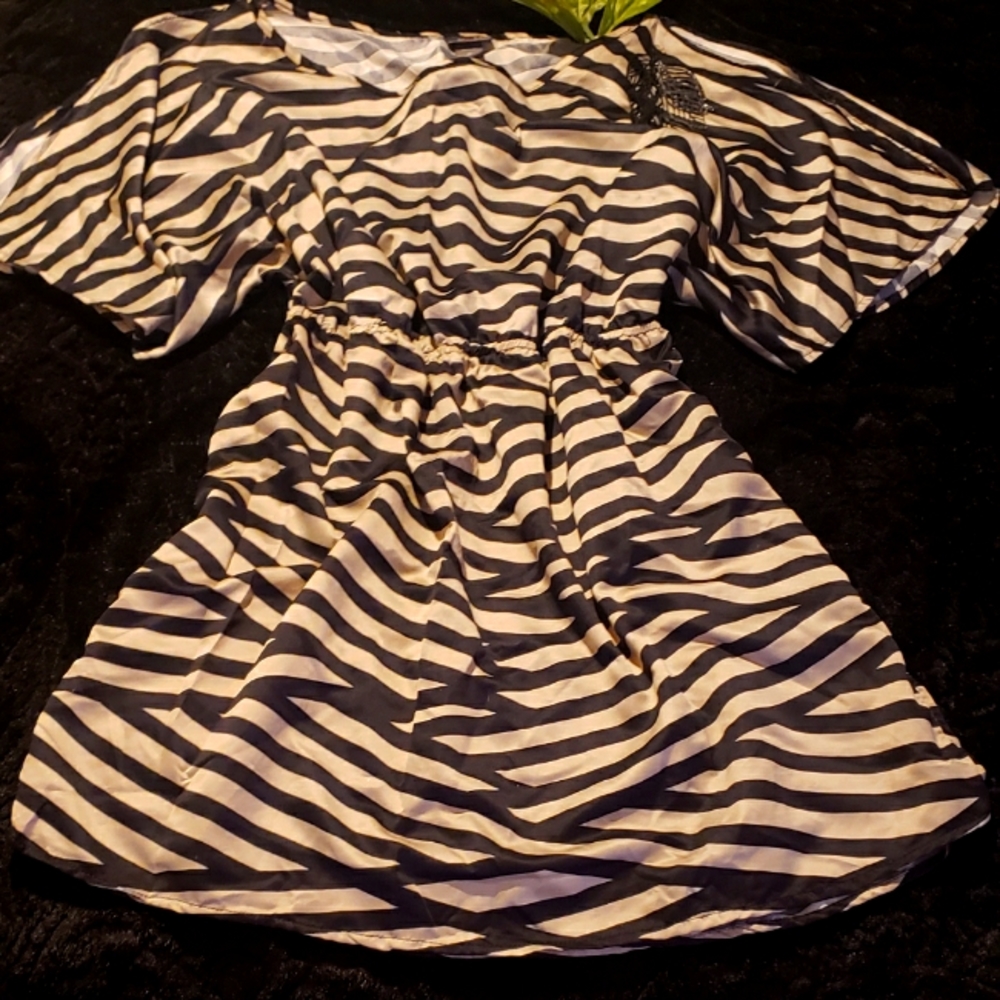 DOTS Elastic Waist Cocktail dress
